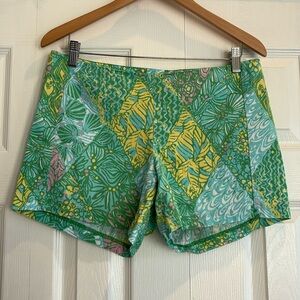 Lilly Pulitzer Vibrant Print Shorts